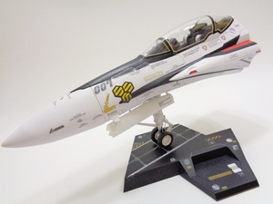 PLAMAX 1/20 機首コレ VF-25メサイア プラモデル 完成品 超時空要塞マクロス 早乙女アルト バルキリー ヴァリアブル・ファイター 模型 