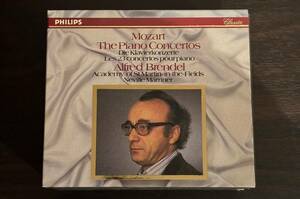 Mozart The Piano Concertos Die Klavierkonzete Les23 concertos pour piano Alfred Brendel Acardemy of StMartin【CD-BOX】