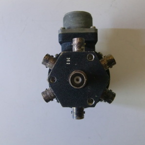 ロータリ式の同軸スイッチ BNC接栓、1回路6接点 (1)の画像4