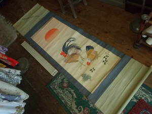 2● 掛け軸 掛軸 在銘「日の出」鶏 水墨画 詳細不明 巻物 和室 茶室 床の間 当時物