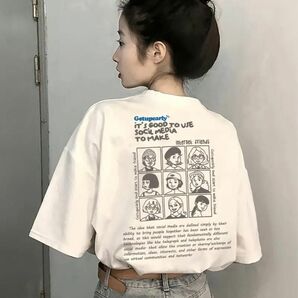 【 新品 】フィギュアプリントクルーネックTシャツ