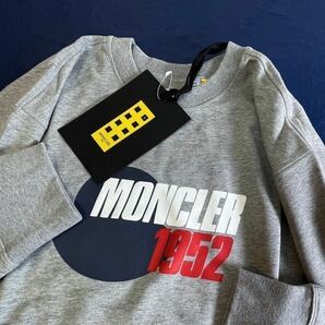 新入荷 本物 新品 40600216 MONCLER/モンクレール/1952/サイズL/ 超人気 CREWNECK WITH ROGO スウェットトレーナー 別売りセットアップ可能の画像2