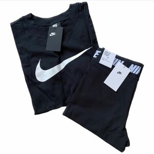 【2点セット】半袖Tシャツ NIKE トップス　レギンス　スパッツ　タイツ　筋トレ　トレーニング