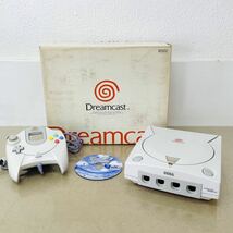 現状品　SEGA　 HKT-3000 本体 コントローラー ドリームキャスト　 DreamCast　 i18134 　100サイズ発送 　通電確認済み　_画像1