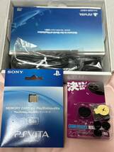 【中古美品】PlayStation Vita PS Vita PCH-2000 ネオンオレンジ 人気ソフト７本 純正ケース メモリーカード付き_画像4