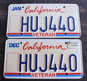 【送料無料】2枚セット * レア! VETERAN 退役軍人プレート カリフォルニア ナンバープレート ライセンスプレート CALIFORNIA 「HUJ440」155