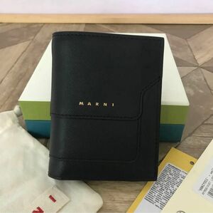 新品未使用 MARNI マルニレザー 二つ折り財布 ミニ財布　ブラック