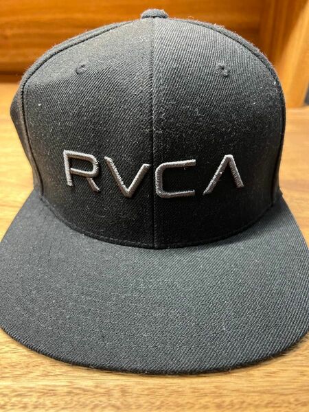RVCA キャップ 刺繍