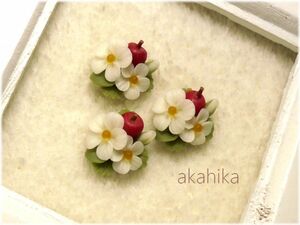 akahika*樹脂粘土花パーツ*ブーケ・林檎と小花