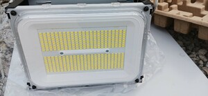 新品未使用品　LED作業灯　高天井用　照明器具　昼光色 作業灯　75W　15000lm　直付タイプ　LED　作業照明　施設照明