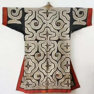 【TAKIYA】7250『 アイヌ民族衣装 カパラミプ』 白布切抜文衣 木綿 刺繍 antique kimono textile 民藝 北海道 古美術 時代