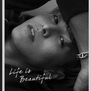 RIKU 1st写真集『Life is Beautiful』
