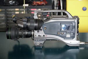 業務用ENG DVカメラレコーダー GY-DV5000 中古動作品！miniDV スタンダードDV両方対応