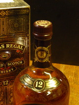 「CHIVAS REGAL」12年 赤騎士キングサイズ 1980年代か ONE LITRE.86PROOF シーバスリーガル ストラスアイラ BLENDED SCOTCH CVRG-0503-A_画像3