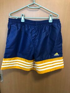 アディダス　adidas ハーフパンツ　ショートパンツ