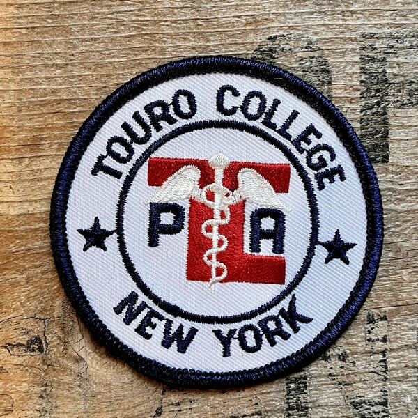 【USA vintage】ワッペン　TOURO COLLEGE NEW YORK スクールワッペン　トゥーロカレッジ　アメリカ　ビンテージ　パッチ