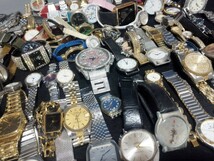 腕時計大量　100点以上　ブランド品　メンズ/レディース　腕時計まとめて　腕時計売り切り　ジャンク扱い　部品取り　一円スタート_画像9