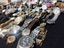 腕時計大量　100点以上　ブランド品　メンズ/レディース　腕時計まとめて　腕時計売り切り　ジャンク扱い　部品取り　一円スタート_画像4