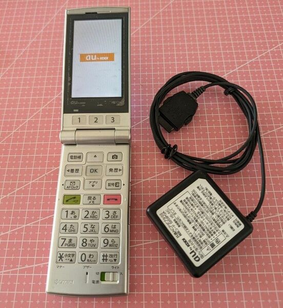 au KDDI K004 ガラケー 動作確認済み