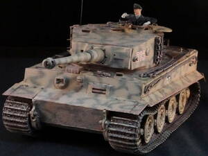 タミヤ 1/35 ドイツ タイガーⅠ型重戦車　後期型(ITEM 35146)プラモデル完成品 ツィメリットコーティング仕上げ