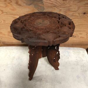 木製 木彫り 椅子花台 飾り台 インテリア ミニテーブル 工芸品　アンティーク　