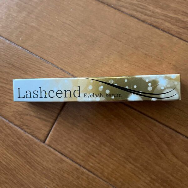 Lashcend まつ毛美容液