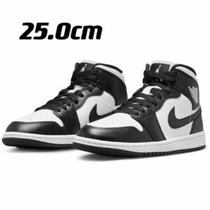 新品　未使用　Nike WMNS Air Jordan 1 Mid "Black/White" 25.0cm