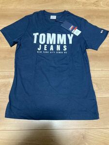 TOMMY JEANS футболка S размер не использовался товар включая доставку 