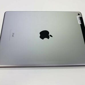 ★送料無料★美品★au★A1823iPad (第 5 世代) Wi-Fi + Cellular 128GB★グレイ★1526006573★SYS★05/02の画像2