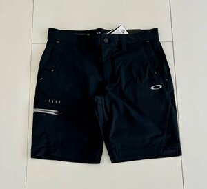 オークリー　ＳＫＵＬＬ　ＴＲＡＣＴＡＢＬＥ　ＳＨＯＲＴＳ　ＦＯＡ４０５１４０　(ＢＬＡＣＫＯＵＴ)　３４