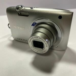 『美品』ニコン Nikon COOLPIX A100 コンパクトデジタルカメラ シルバー デジカメ ニコン クールピクス 動作確認済みの画像3