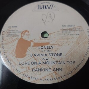 Davinia Stone - Lonely / Ranking Ann - Love On A Mountain Top / For The Love Of You // Ariwa 12inch / Mad Professor / AA0142