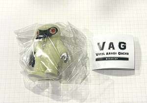 VAG VINYL ARTIST GACHA GYAROMI ギャロミ クトゥルフオイド GID 蓄光