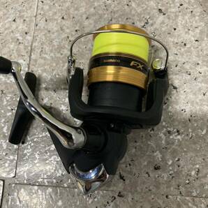 AZ-927.シマノ(SHIMANO) リール 19 FX C3000 糸付き スピニングリール 釣り具の画像2