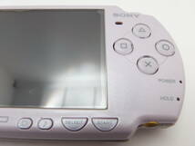 PSP-3000　PSP-2000　シルバー　パープル　2台セット　バッテリー、アダプター2個付　比較的美品と使用感あり中古　動作確認済　12点セット_画像5