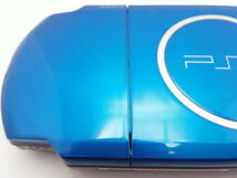 PSP-3000　ブルー　綺麗な美品　液晶画面は、ほぼキズ無し、ヤケ無し　バッテリー2個付き　動作確認済　全13点セット　 送料520円_画像7