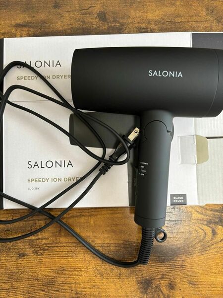 【ほぼ未使用】サロニア　ドライヤー　SPEEDY ION DRYER SL-013BK （ブラック）