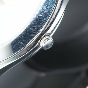 SEIKO セイコー SS ソーラー V181-0A10 シェル文字盤 シルバーカラー ローマンダイアル 3針 USED品 稼働品 メンズ 腕時計 「23095」の画像5