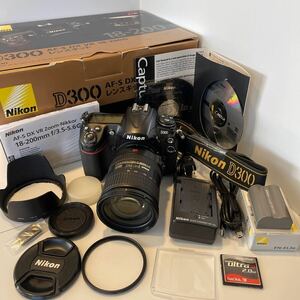 Nikon ニコン D300 18-200AF-S DXレンズキット　　　　動作品　