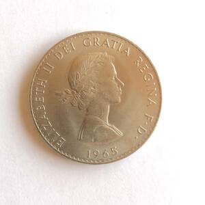 ⑥イギリス　エリザベス2世　硬貨 1965 CHURCHILL