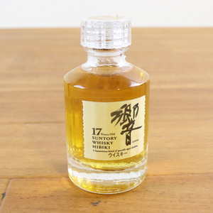 【未開栓】 SUNTORY WHISKY HIBIKI 17 Years Old サントリーウイスキー 響 17年 ミニボトル お酒 小瓶 コレクション 006FONFD98