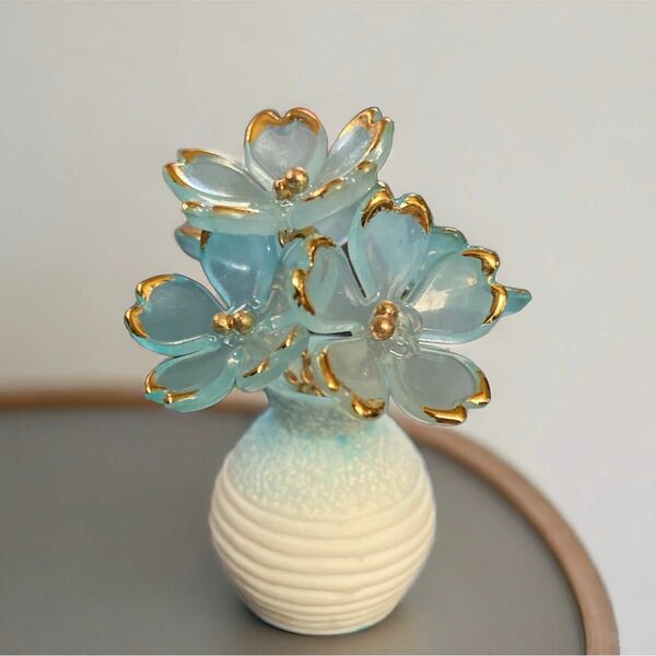 ミニチュアフラワー　花瓶　フラワーポット　金縁ブルー　ハンドメイド　ドール用　インテリア　青い花瓶花