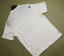 新品展示品 Marmot マーモット 海外限定 吸汗速乾 Yosemite Round 半袖 Tシャツ95(M) ホワイト(WH) 直営店購入 TSM9008 ラスト_画像2