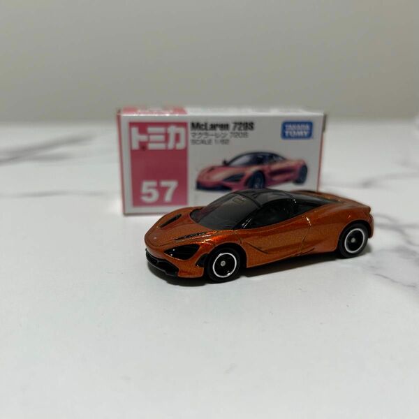 No.57 1マクラーレン 720S （箱） （ 1/62スケール トミカ 102632）