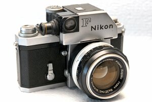 ニコン高級一眼レフカメラ F ボディ（前期型）+（フォトミックファインダー + 50mmレンズ1:1.4付） 希少な作動品