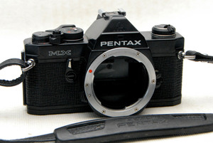 （綺麗）PENTAX ペンタックス 人気の高級一眼レフカメラ MX（黒）ボディ 希少・良好品（腐食無し）