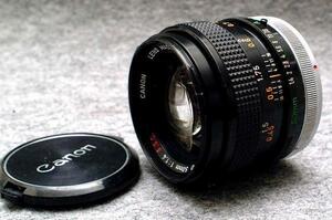 ( beautiful )Canon Canon original FD 50mm high class single burnt point lens 1:1.4 S.S.C. rare operation goods 