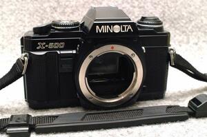 （綺麗）MINOLTA ミノルタ 昔の高級一眼レフカメラ X-500黒ボディ 希少・良好品 （腐食無し）