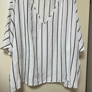 半袖ブラウス size ２XL SHEIN購入。かなりゆったり。未着用