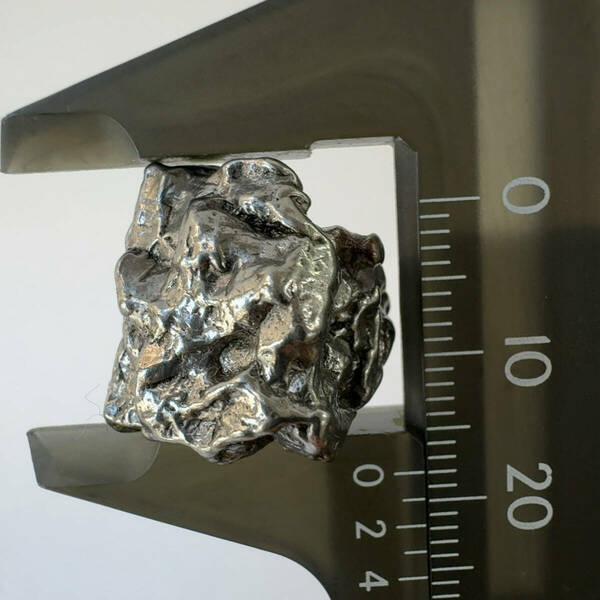 【E24594】 カンポ・デル・シエロ隕石 隕石 隕鉄 メテオライト 天然石 パワーストーン カンポ